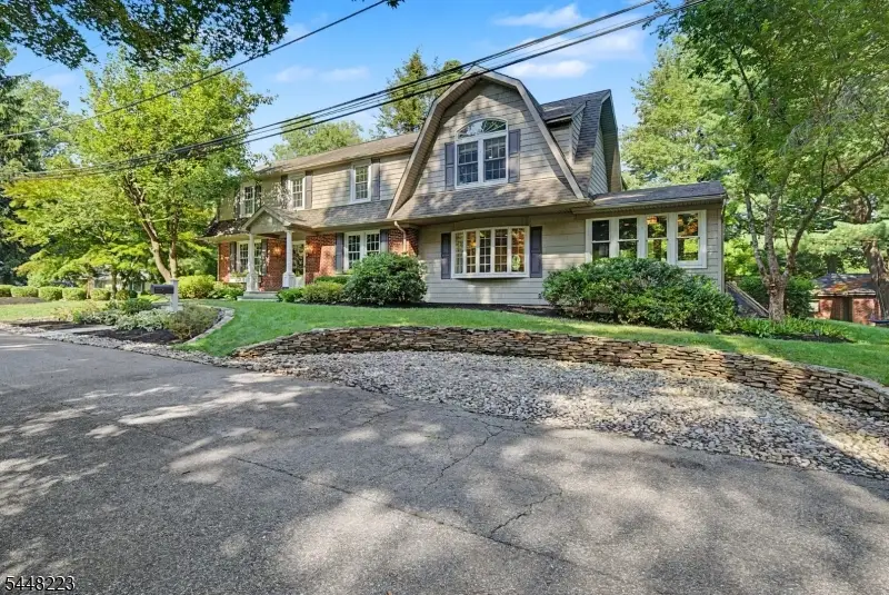1 Warwick Rd, Mountain Lakes, NJ 07046 - #2