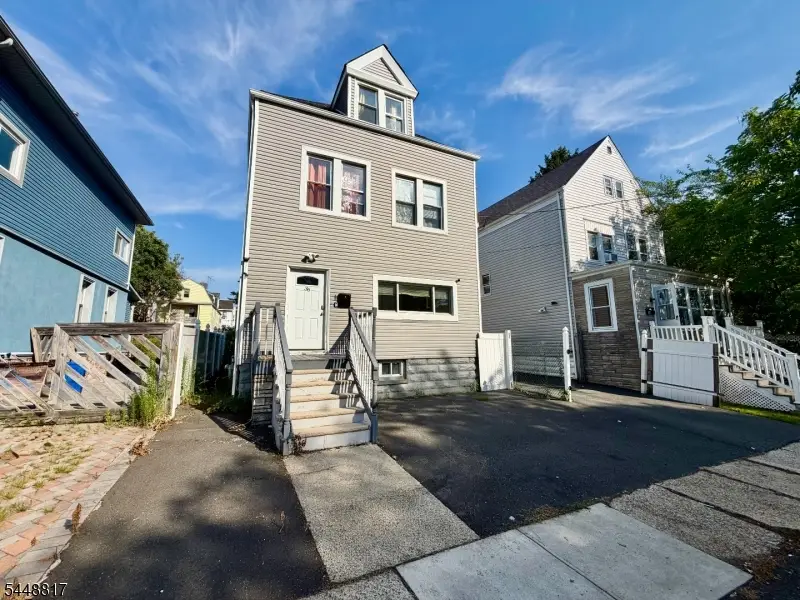 36 Augusta St, Irvington, NJ 07111 - #1