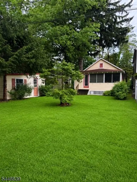 23 Notch Rd, Rockaway Twp., NJ 07435