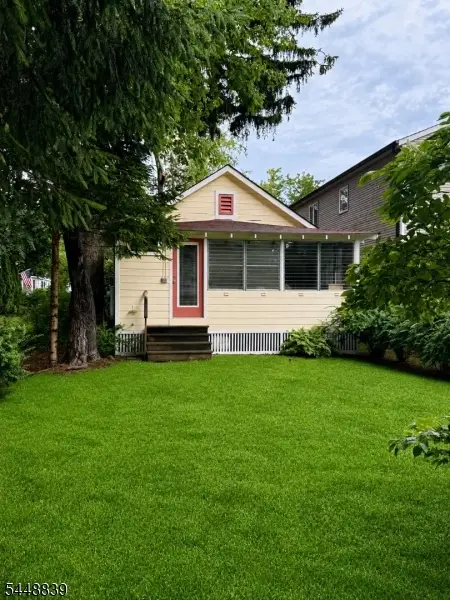 23 Notch Rd, Newfoundland, NJ 07435 - #2