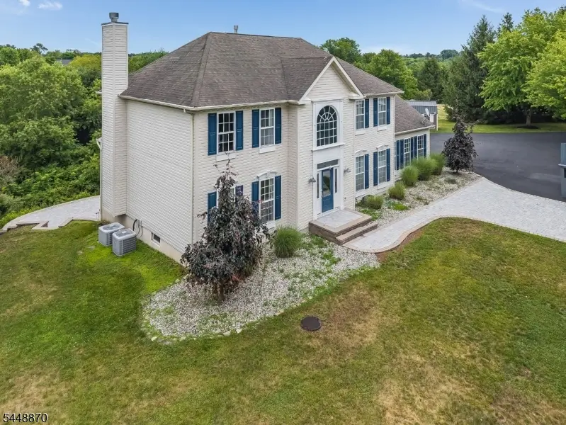209 Kuhl Rd, Raritan, NJ 08822 - #1