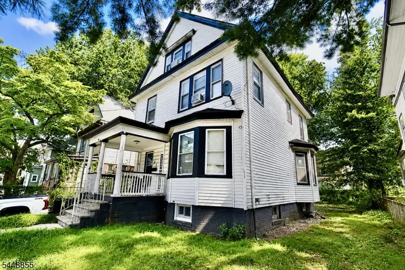 21 Beverly St, Newark, NJ 07108 - #1