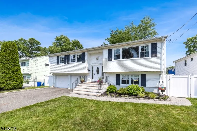 4 Huron Ave, Lake Hiawatha, NJ 07034 - #2