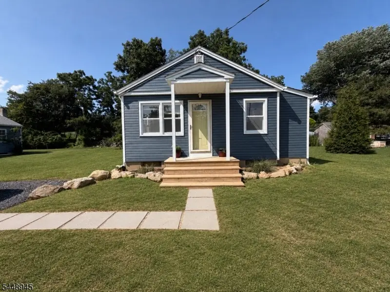 6 Maple Ln, Hampton, NJ 08827 - #1