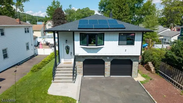 202 Tuttle St, Green Brook Twp., NJ 08812