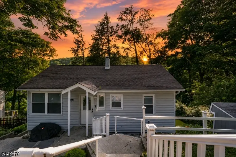 69 Roosevelt Ave, Jefferson, NJ 07438 - #1