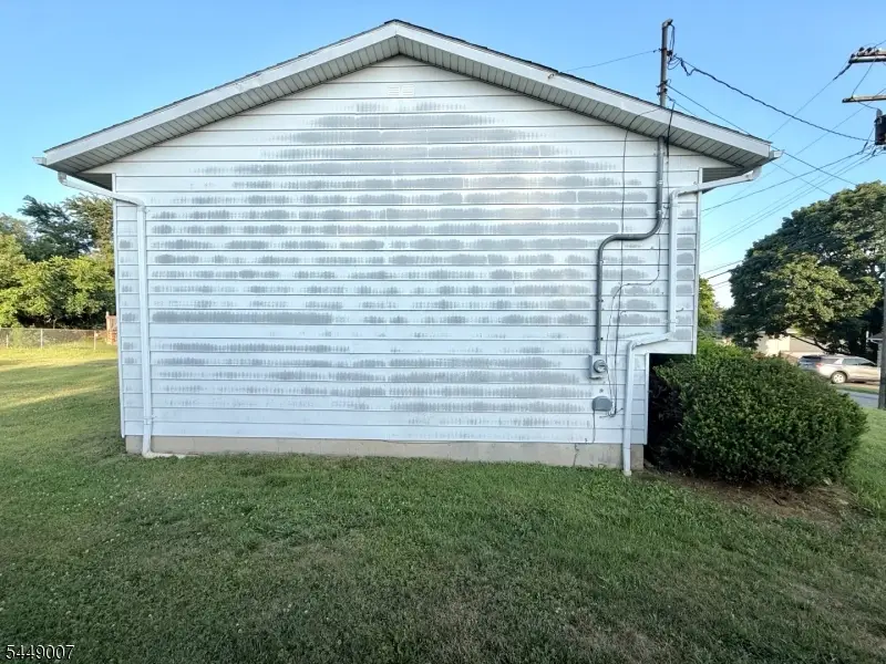 1085 Grand St, Phillipsburg, NJ 08865 - #2