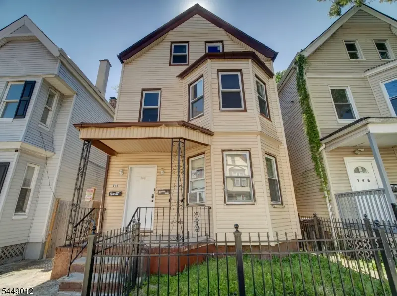 144 Steuben St, East Orange, NJ 07018 - #1