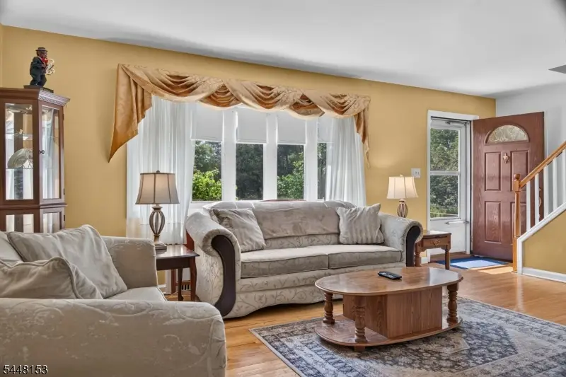 70 Hillview Ave, Franklin Park, NJ 08823 - #2