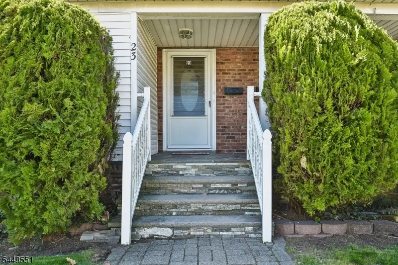 23 Blaine St, Millburn, NJ 07041 - #3