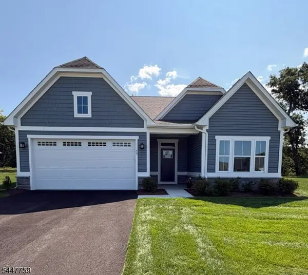 40 Thomas Knoll Blvd, Mansfield Twp., NJ 07865