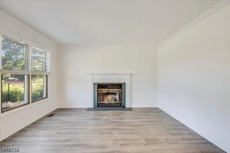 2 Heritage Ln, Hamburg, NJ 07419 - #3