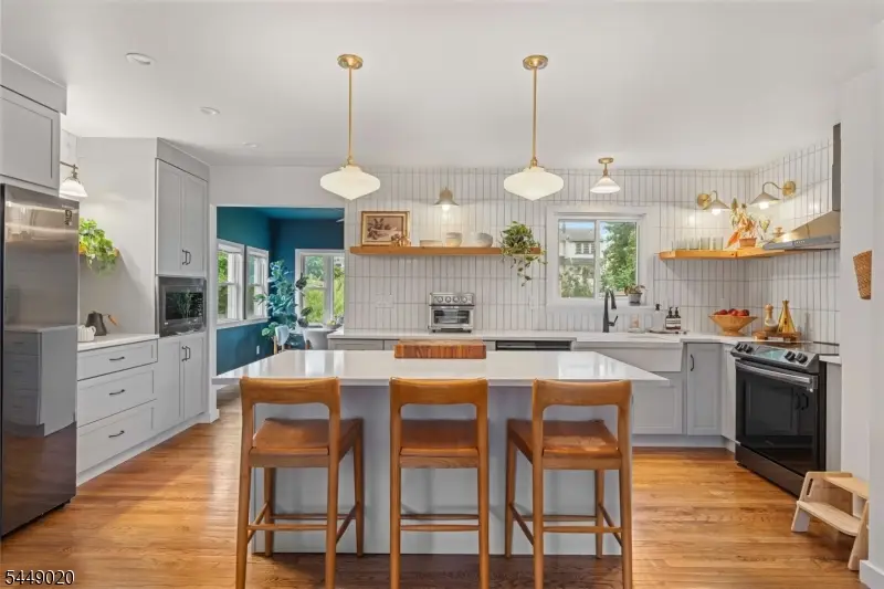 430 W 6th Ave, Roselle, NJ 07203 - #3