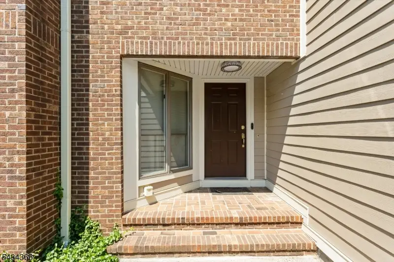 7 Lenox Ct, Montville, NJ 07045 - #3
