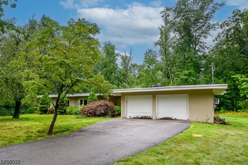 35 Glenwood Dr, Montville, NJ 07045 - #3