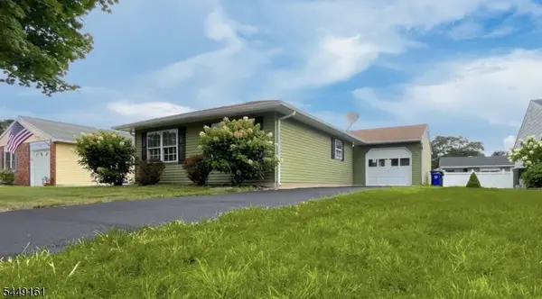 11 Reef Pl, Brick Twp., NJ 08723