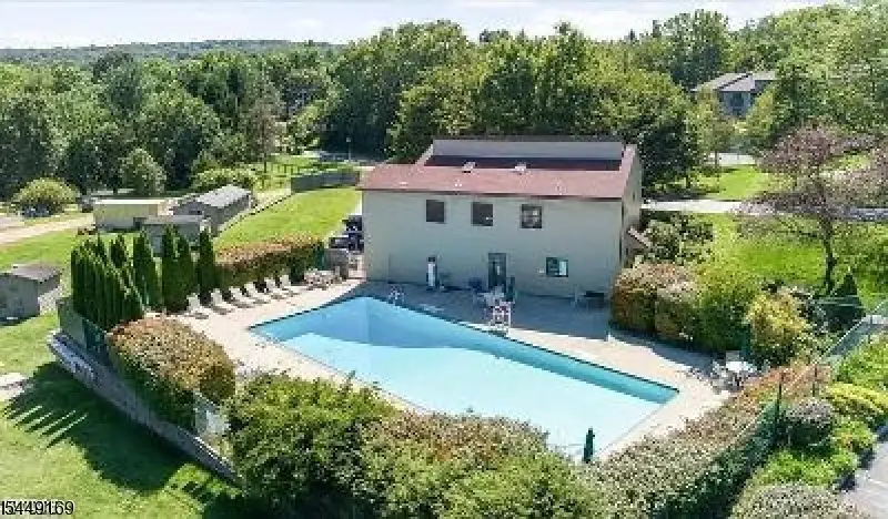 1306 Spruce Hills Dr, Glen Gardner, NJ 08826 - #1
