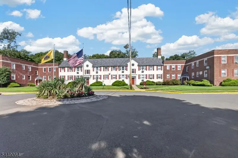 939C E Front St #104, Plainfield, NJ 07062 - #2