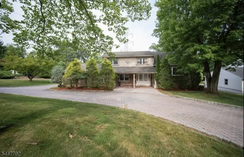 69 Ridge Dr, Livingston, NJ 07039 - #1