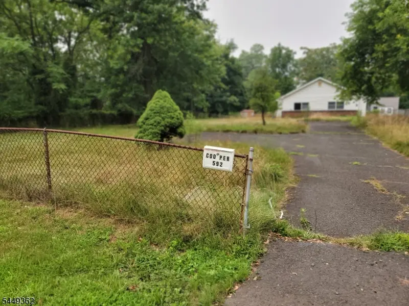 592 Equator Ave, Franklin, NJ 08873 - #3