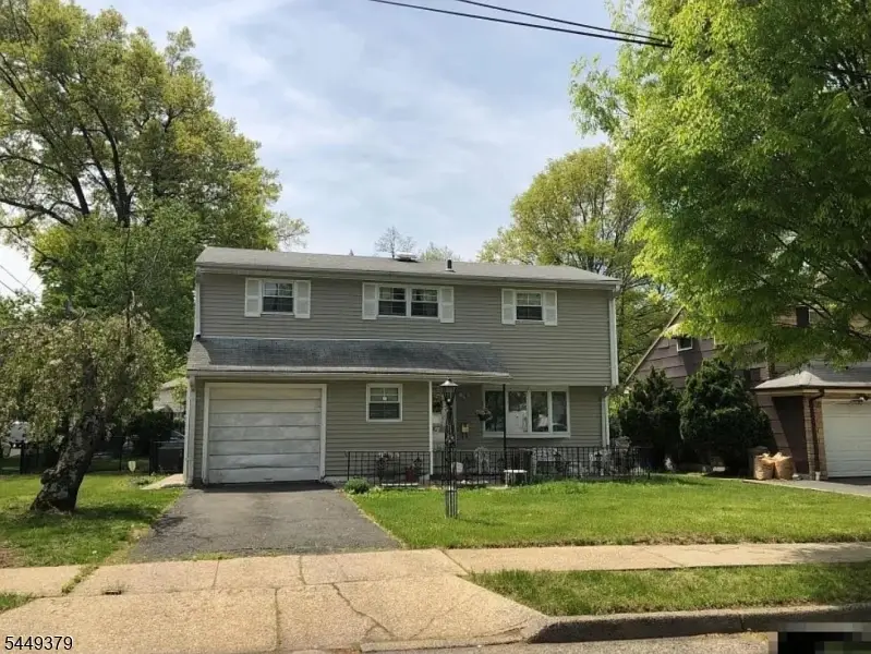 272 Egolf Dr, Rahway, NJ 07065 - #1