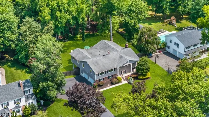 1245 Sunnyfield Ln, Scotch Plains, NJ 07076 - #2