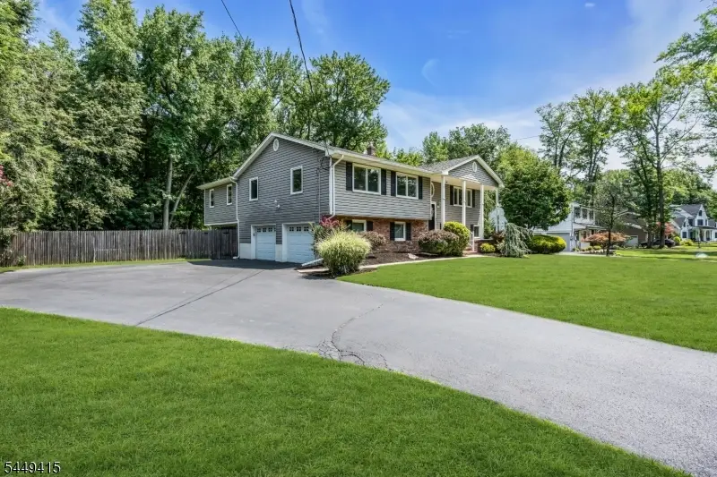 1245 Sunnyfield Ln, Scotch Plains, NJ 07076 - #3