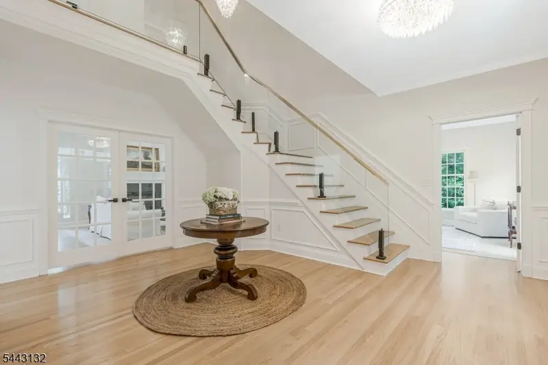 4 Linsey Ct, Mendham, NJ 07945 - #3