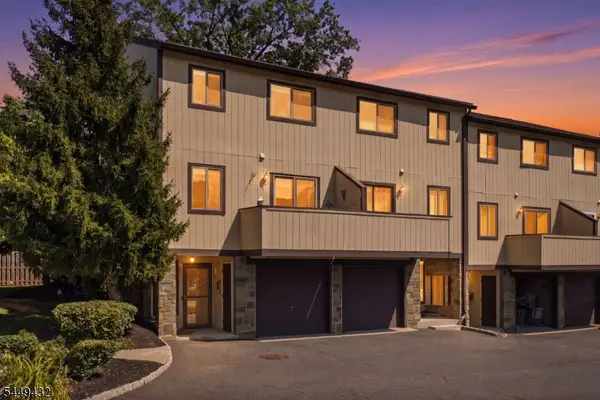 30 Chelsea Way, Bridgewater Twp., NJ 08807