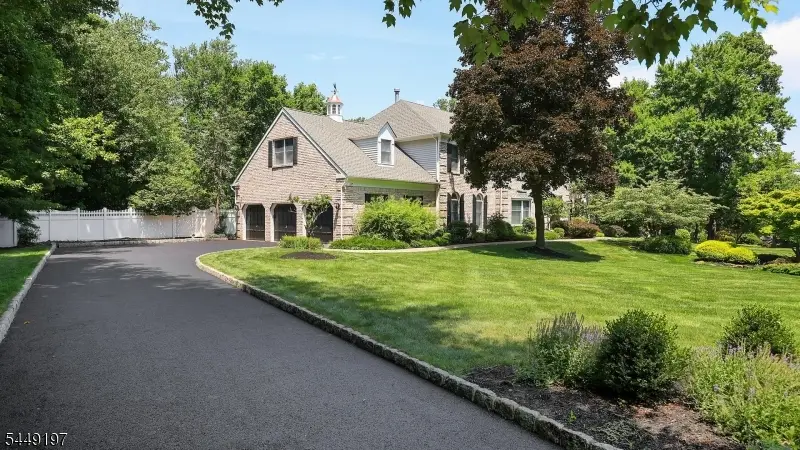 16 Chesterfield Dr, Warren, NJ 07059 - #2