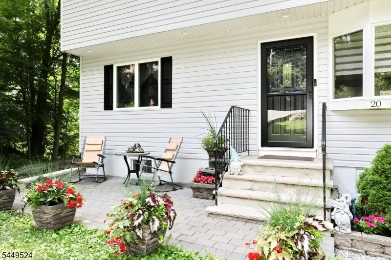 20 Linnea Pl, Ringwood, NJ 07456 - #3