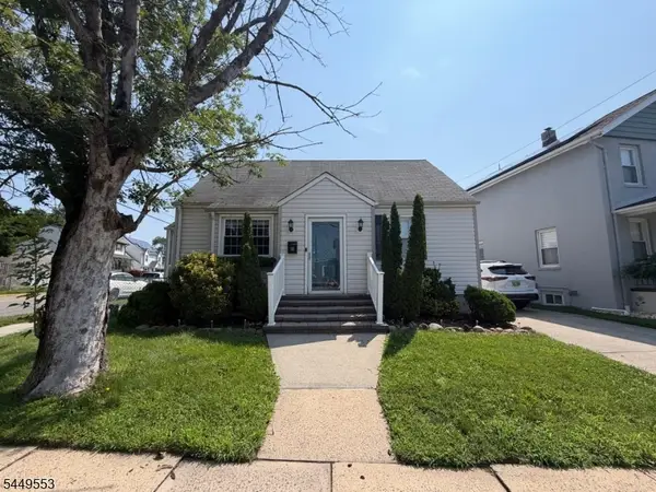 98 Liberty St, Woodbridge Twp., NJ 07095