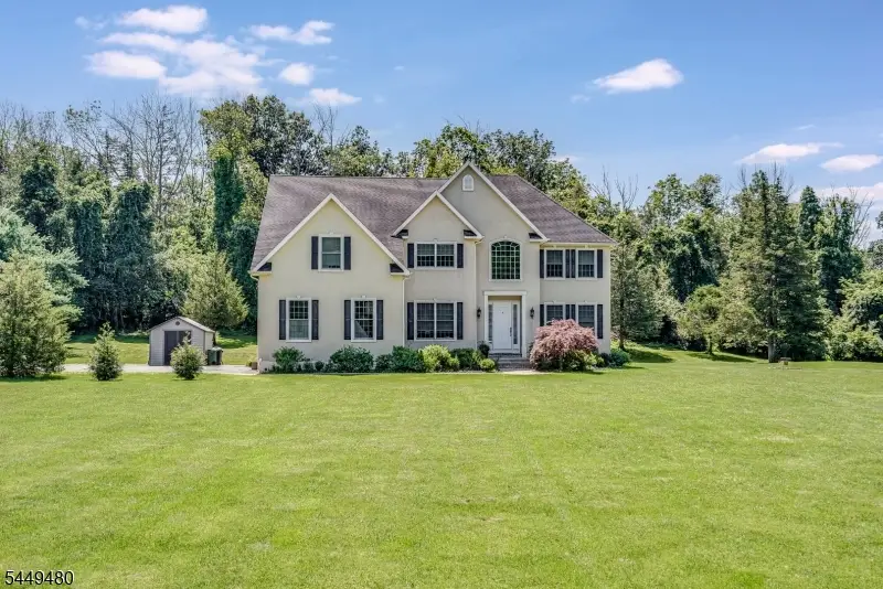 4 Green Tree Dr, Green, NJ 07821 - #3
