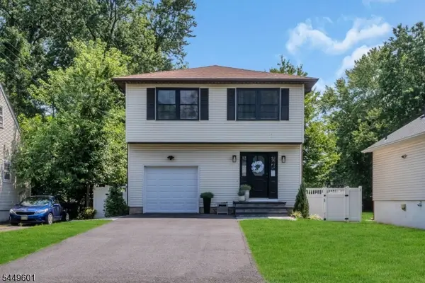 69 Leghorn Ave, Bridgewater Twp., NJ 08807