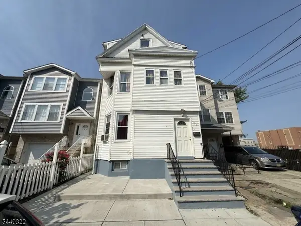 428 Livingston St, Elizabeth City, NJ 07206
