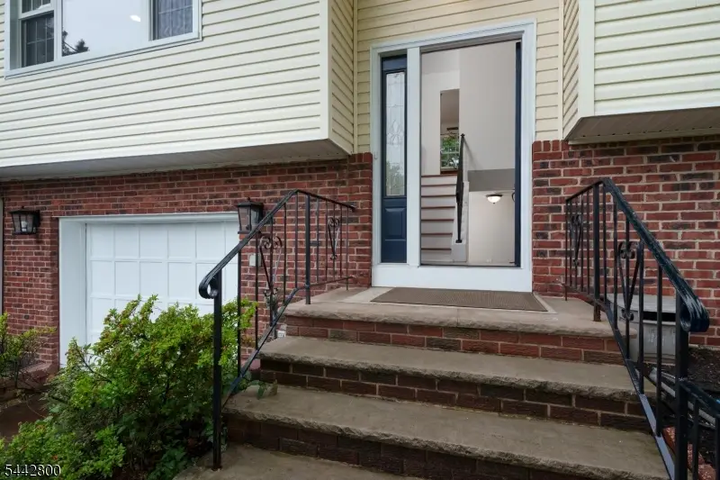 2025 Oak Tree Rd, Edison, NJ 08820 - #3