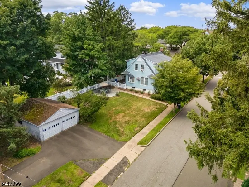 35 Lowell St, Westwood, NJ 07625 - #3