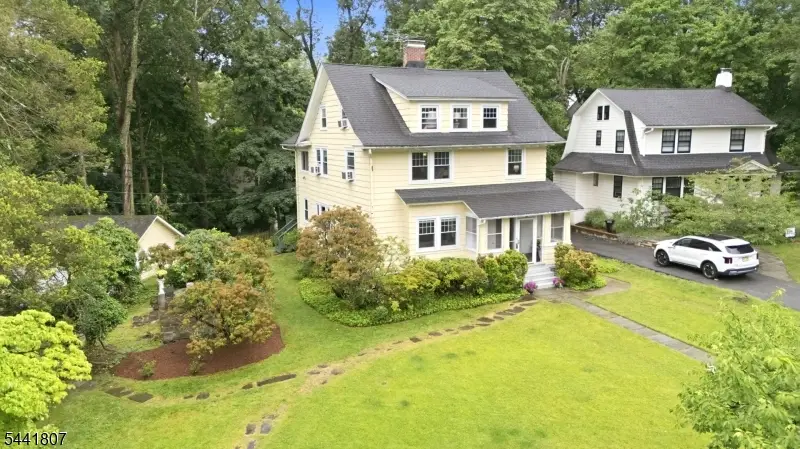 35 Glenside Rd, South Orange, NJ 07079 - #1
