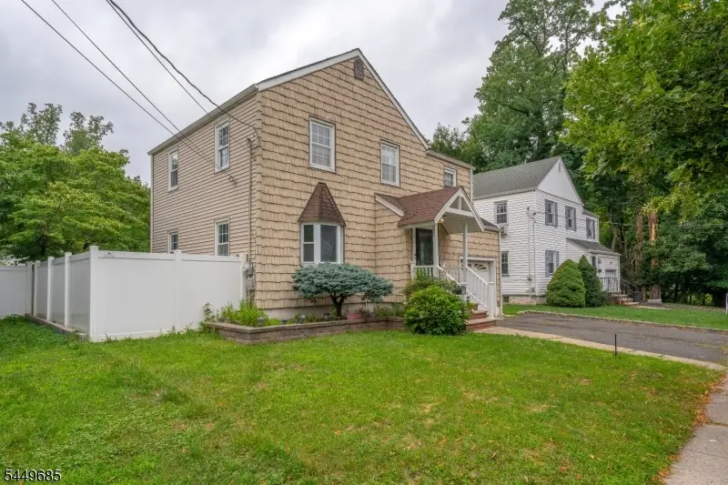 896 Maurice Ave, Rahway, NJ 07065 - #3