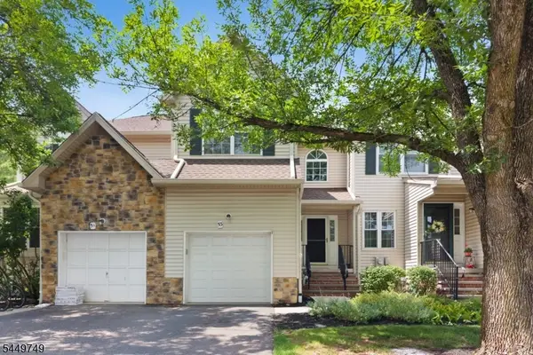 53 Dewitt Ln, Hillsborough Twp., NJ 08844