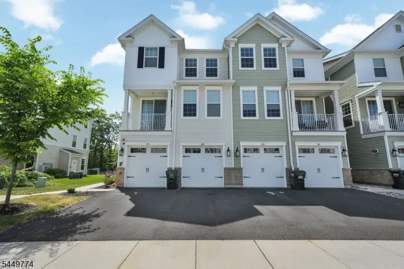 228 Park Ln, Dunellen, NJ 08812 - #1