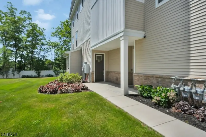 228 Park Ln, Dunellen, NJ 08812 - #2