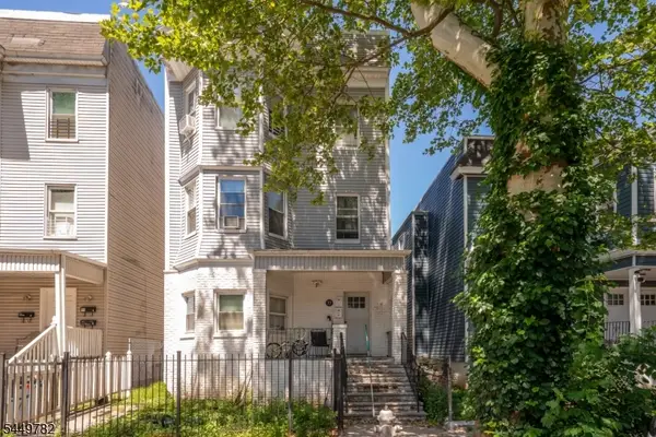 77 S 16th St, East Orange City, NJ 07018