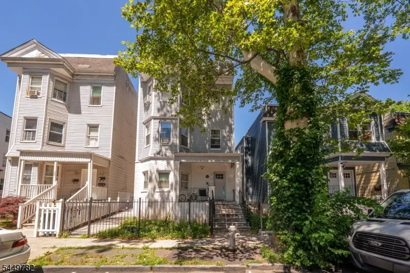 77 S 16th St, East Orange, NJ 07018 - #2