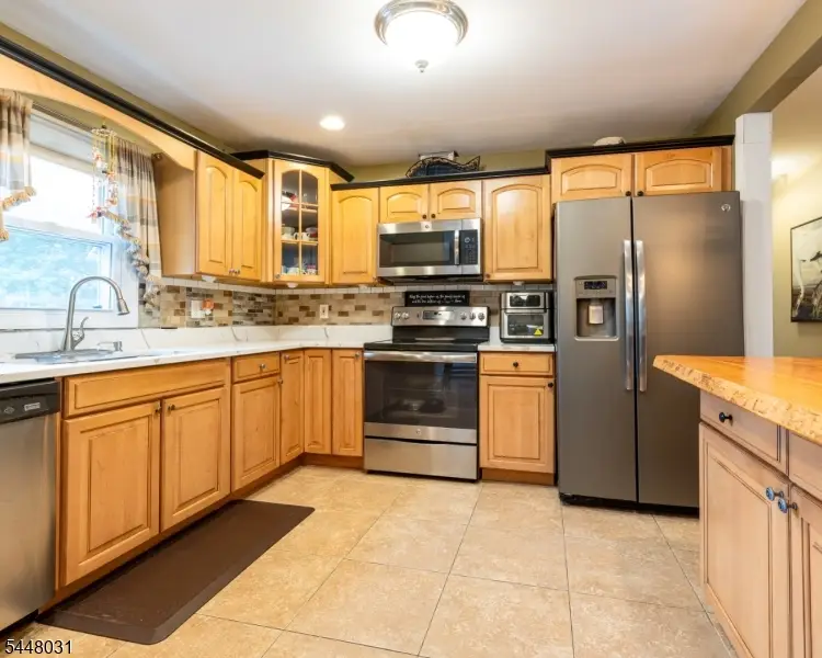 2 Washington Rd, Ogdensburg, NJ 07439 - #2