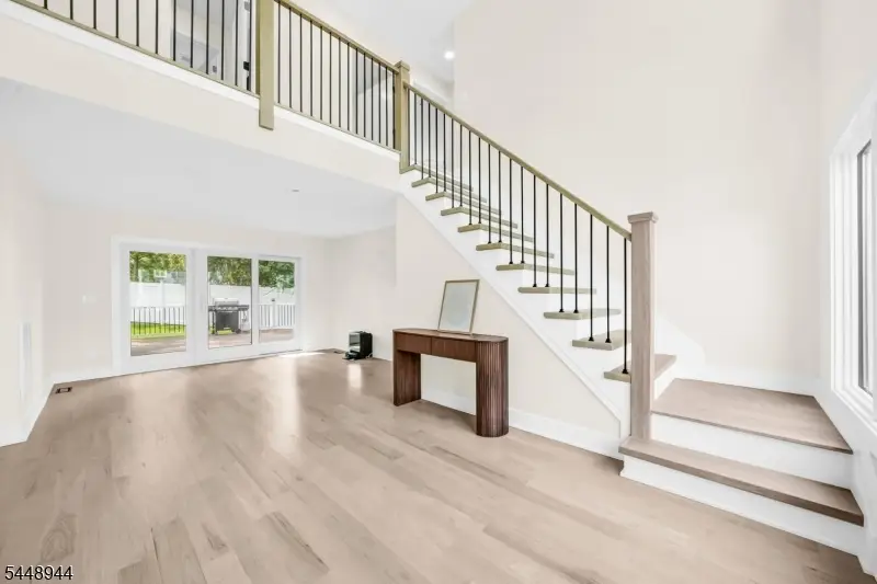 17 Meadow Rd, Clark, NJ 07066 - #3