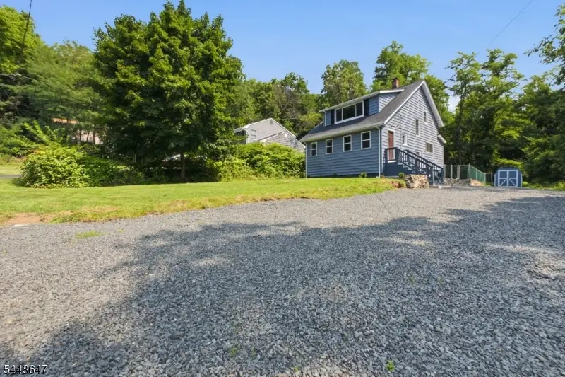 1104 N Washington Ave, Green Brook, NJ 08812 - #3
