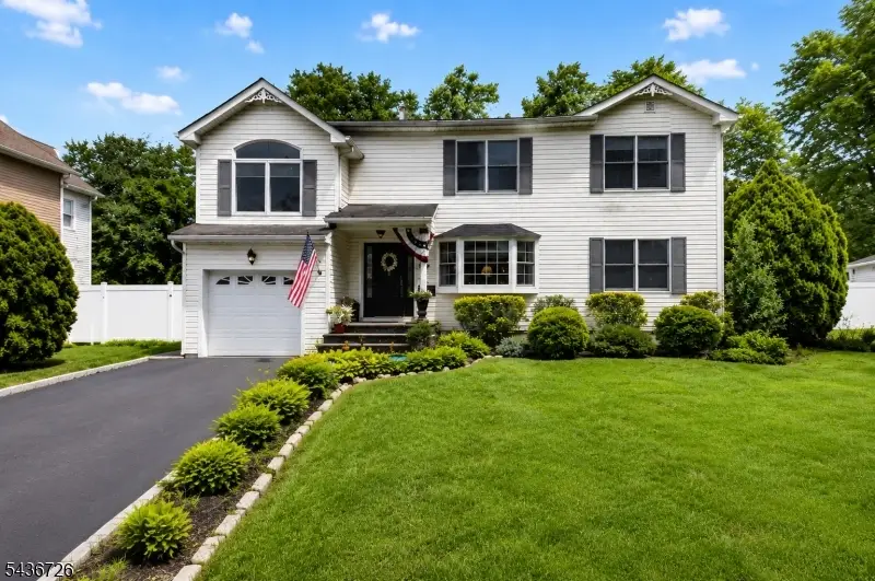 37 Hall Drive, Clark, NJ 07066 - #2