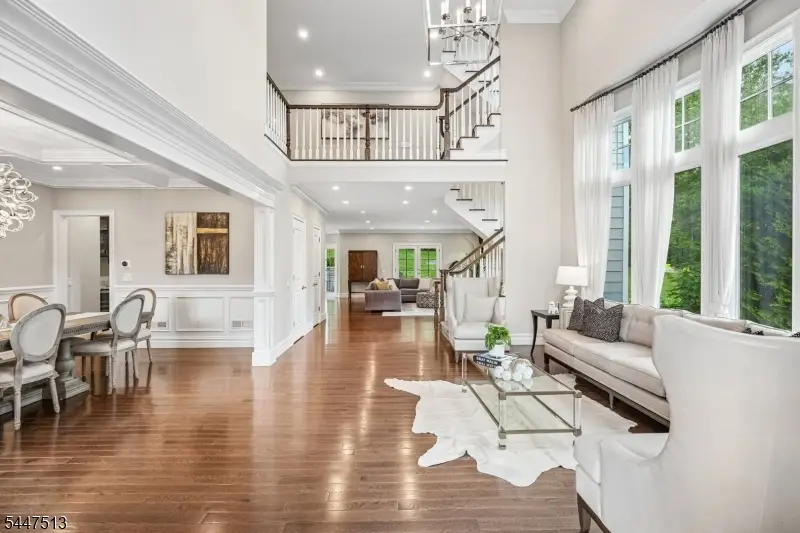2 Troy Dr, Millburn, NJ 07078 - #2
