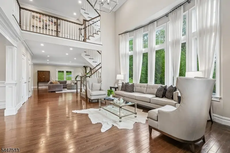 2 Troy Dr, Millburn, NJ 07078 - #3